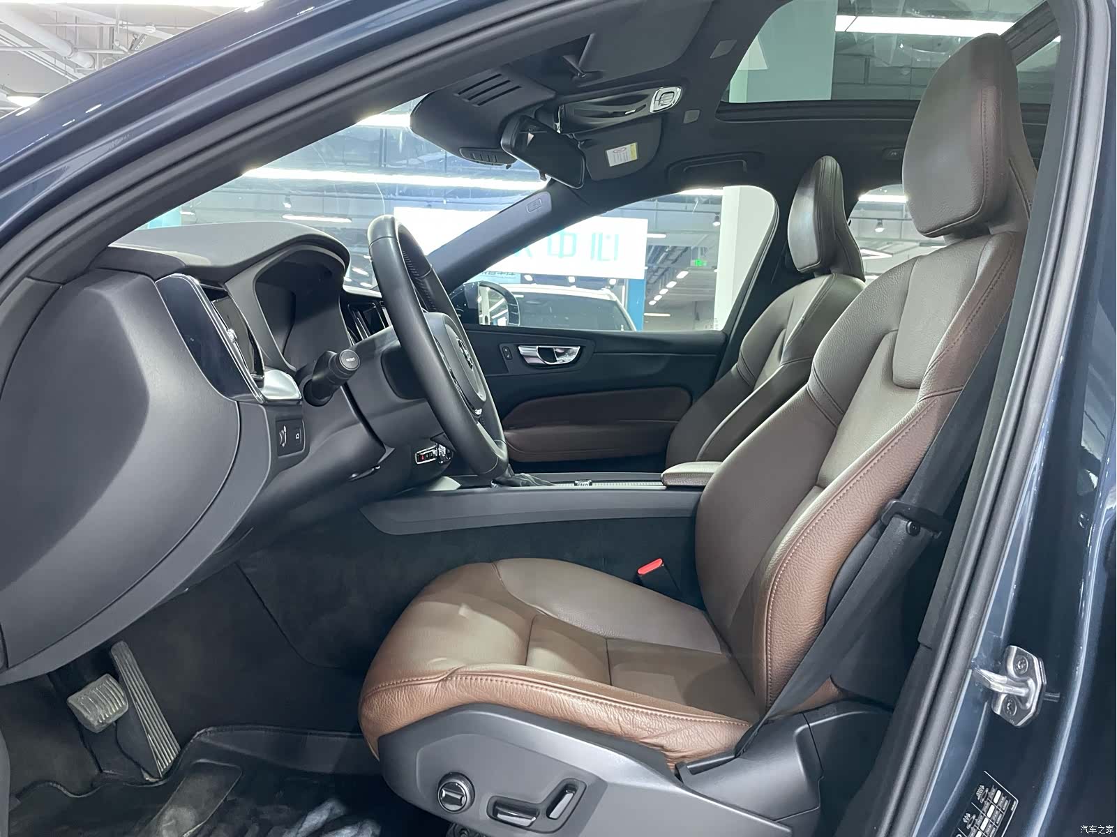Volvo XC60, 2021 3