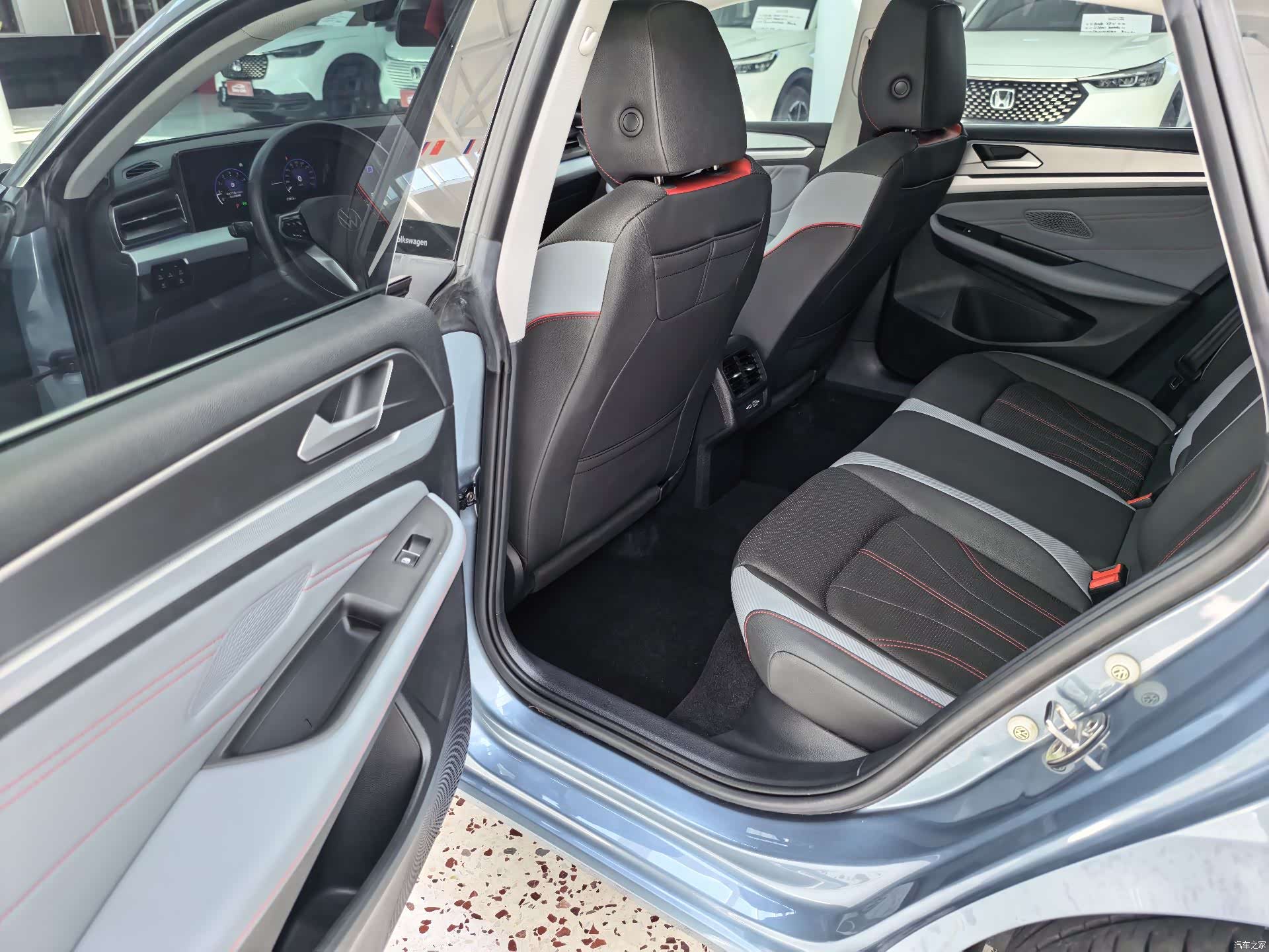 Volkswagen Lamando, 2022 10