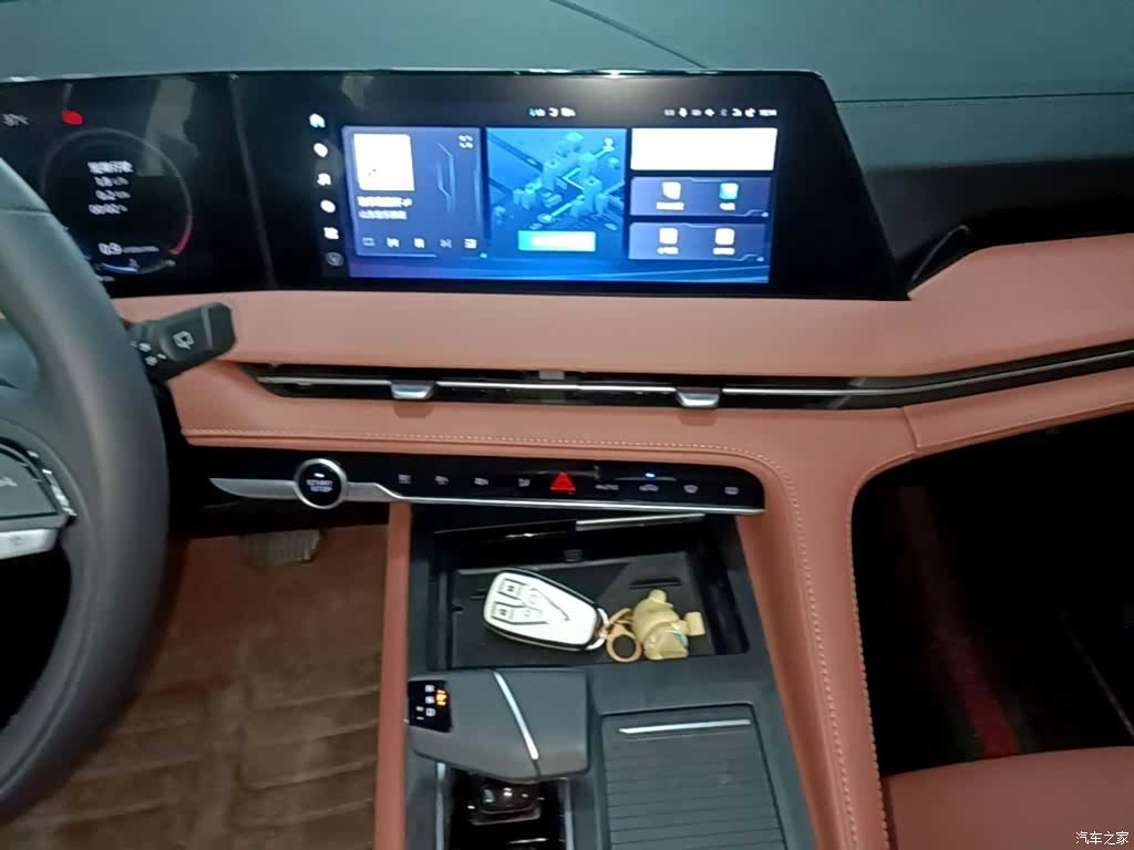 Changan CS75, 2025 9