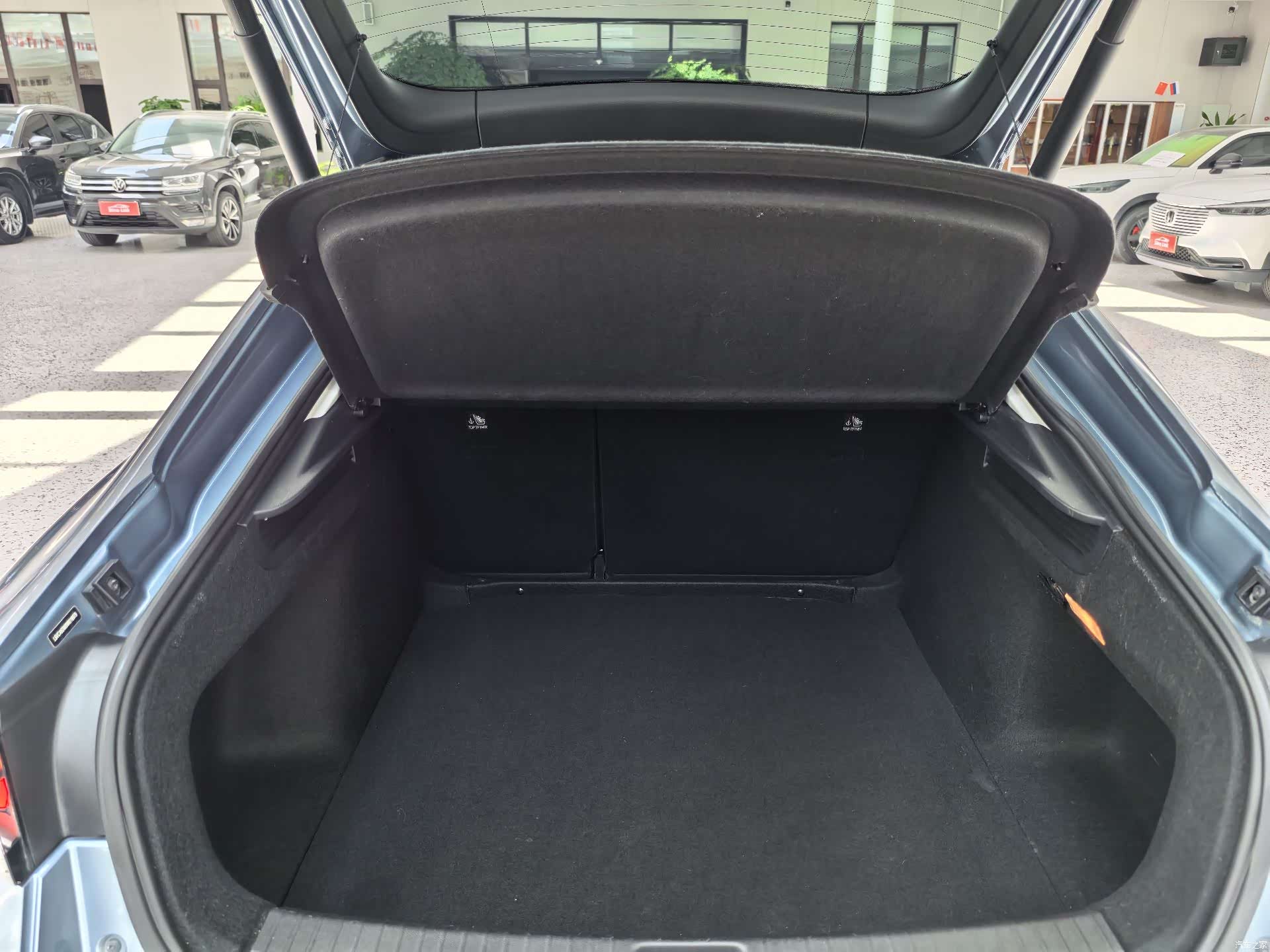 Volkswagen Lamando, 2022 16