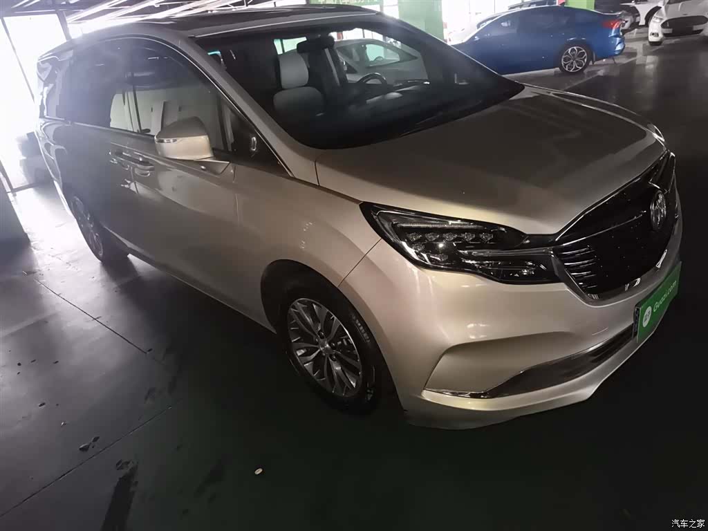 Buick GL8, 2021 4