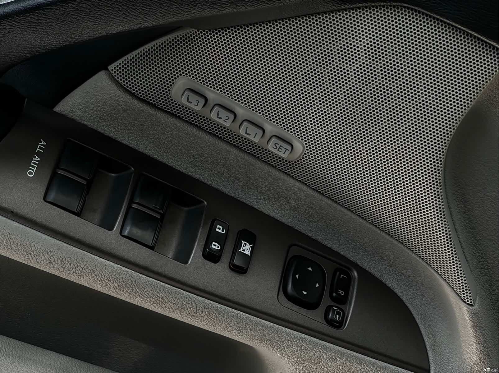 Lexus IS, 2009 13
