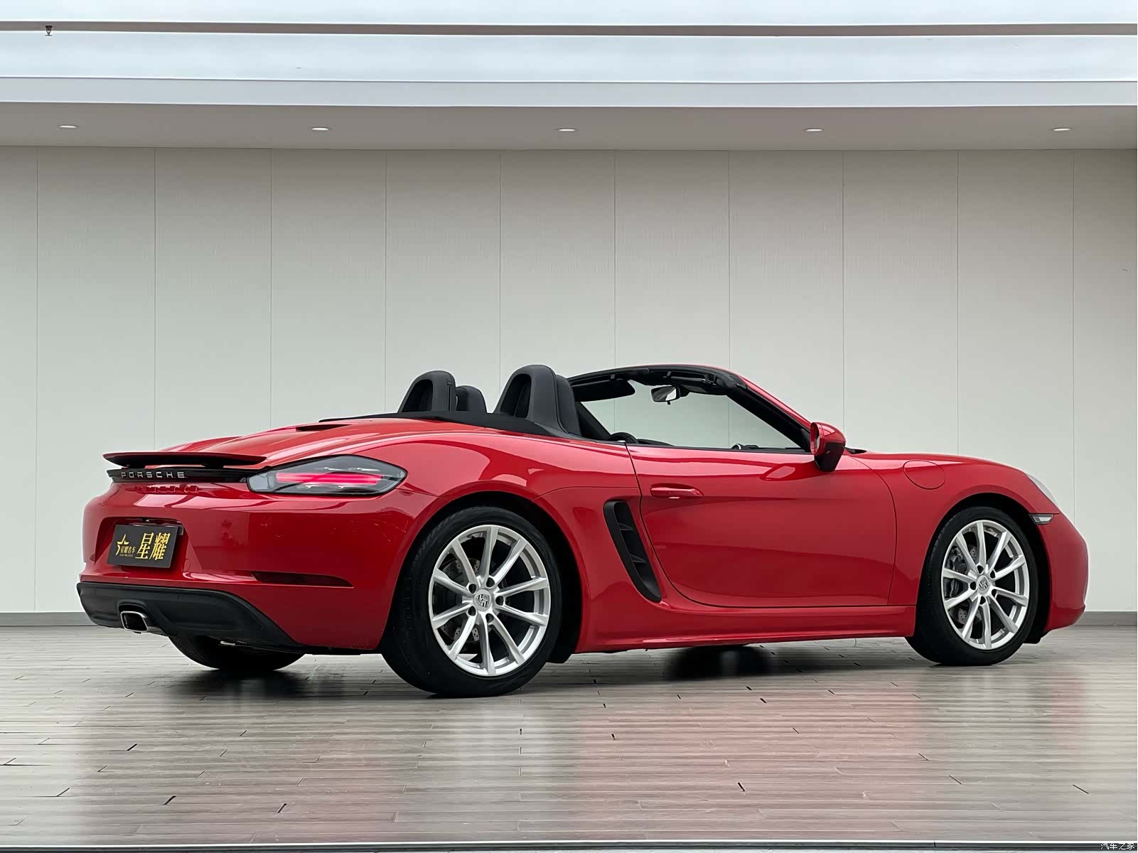 Porsche Boxster, 2018 4