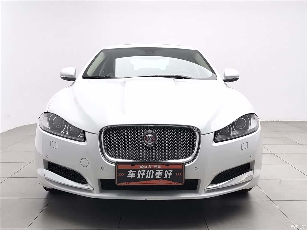 Jaguar XF, 2014 3