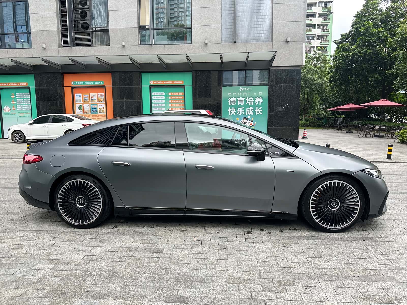 Mercedes-Benz EQS, 2025 все фото