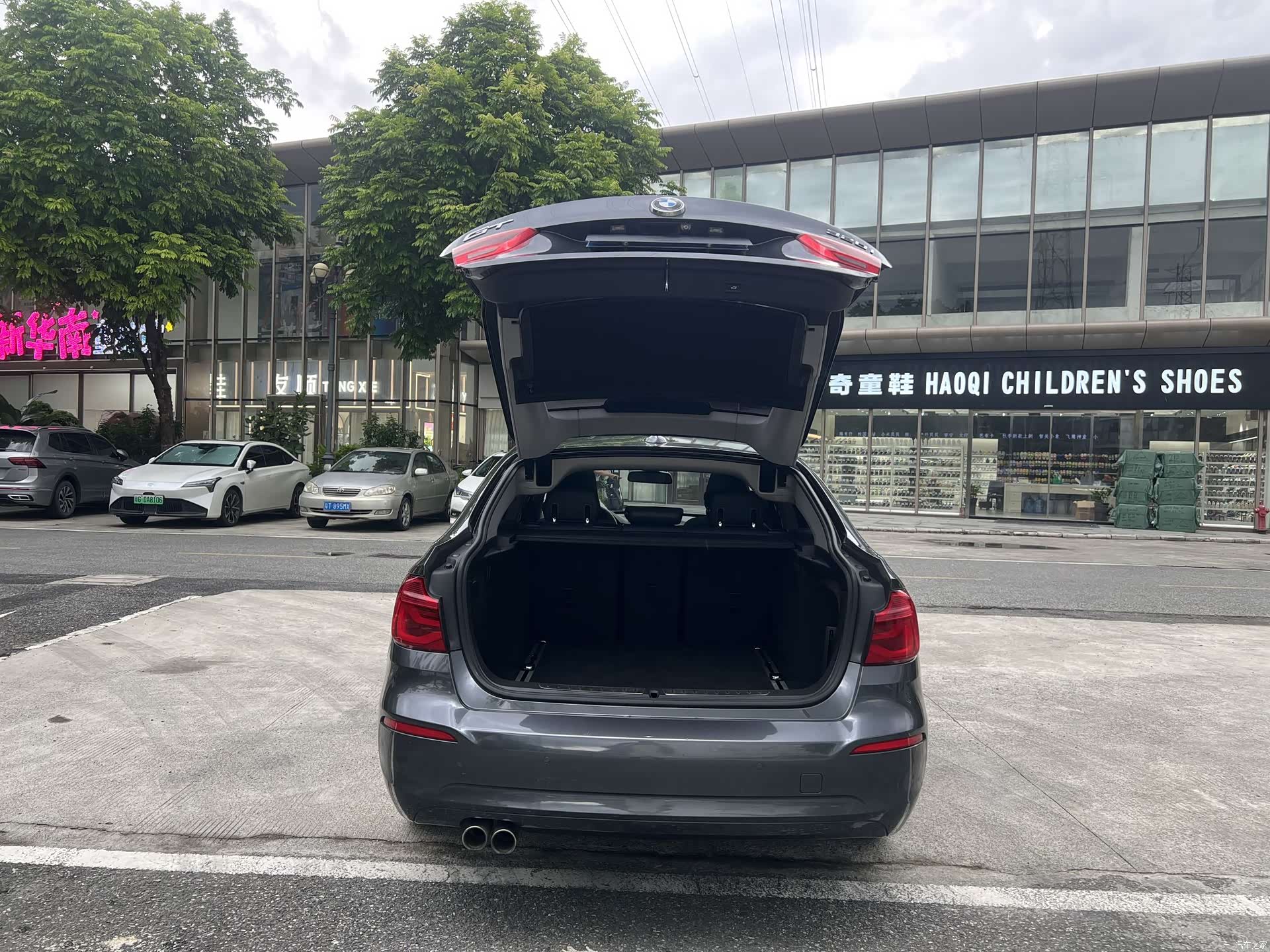 BMW 3 Series, 2019 14