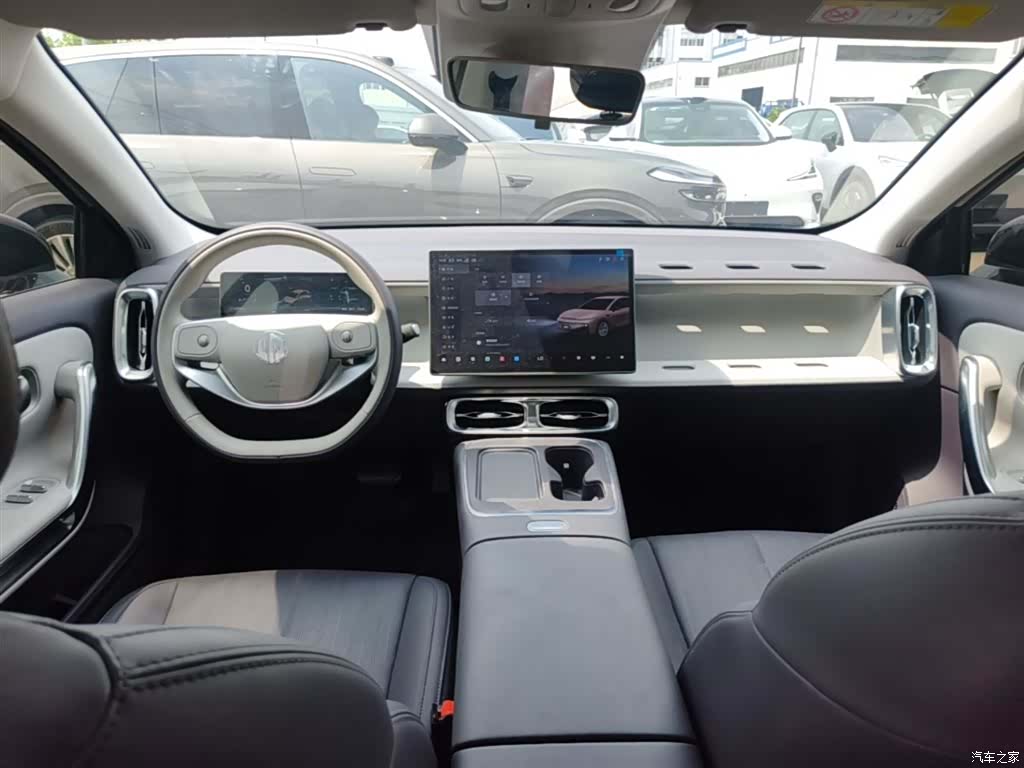 Leapmotor B01, 2026 10