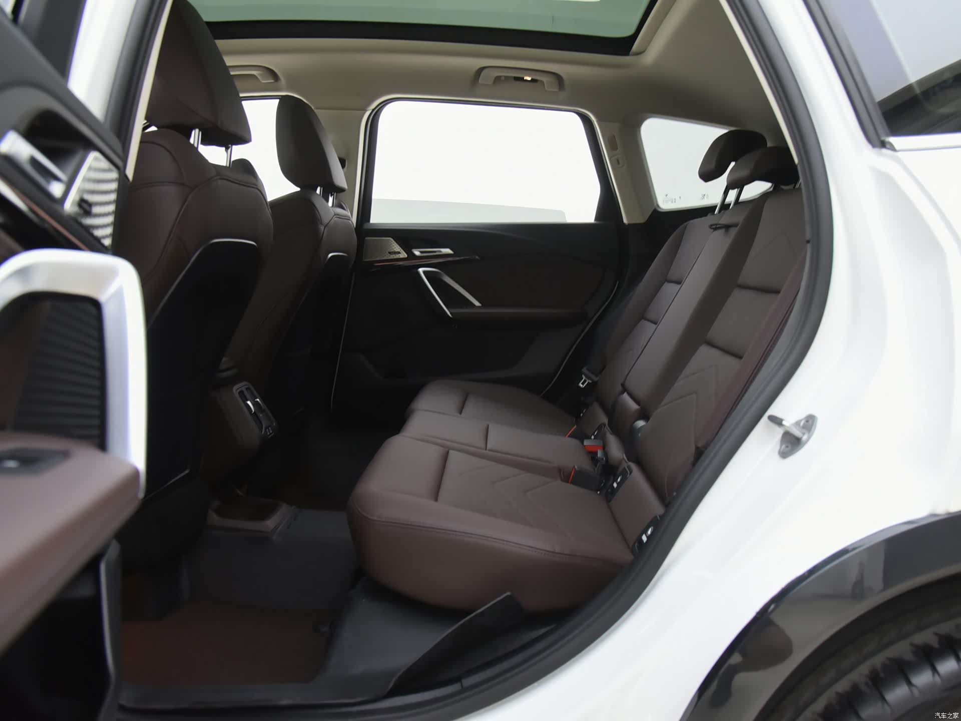 BMW X1, 2024 9