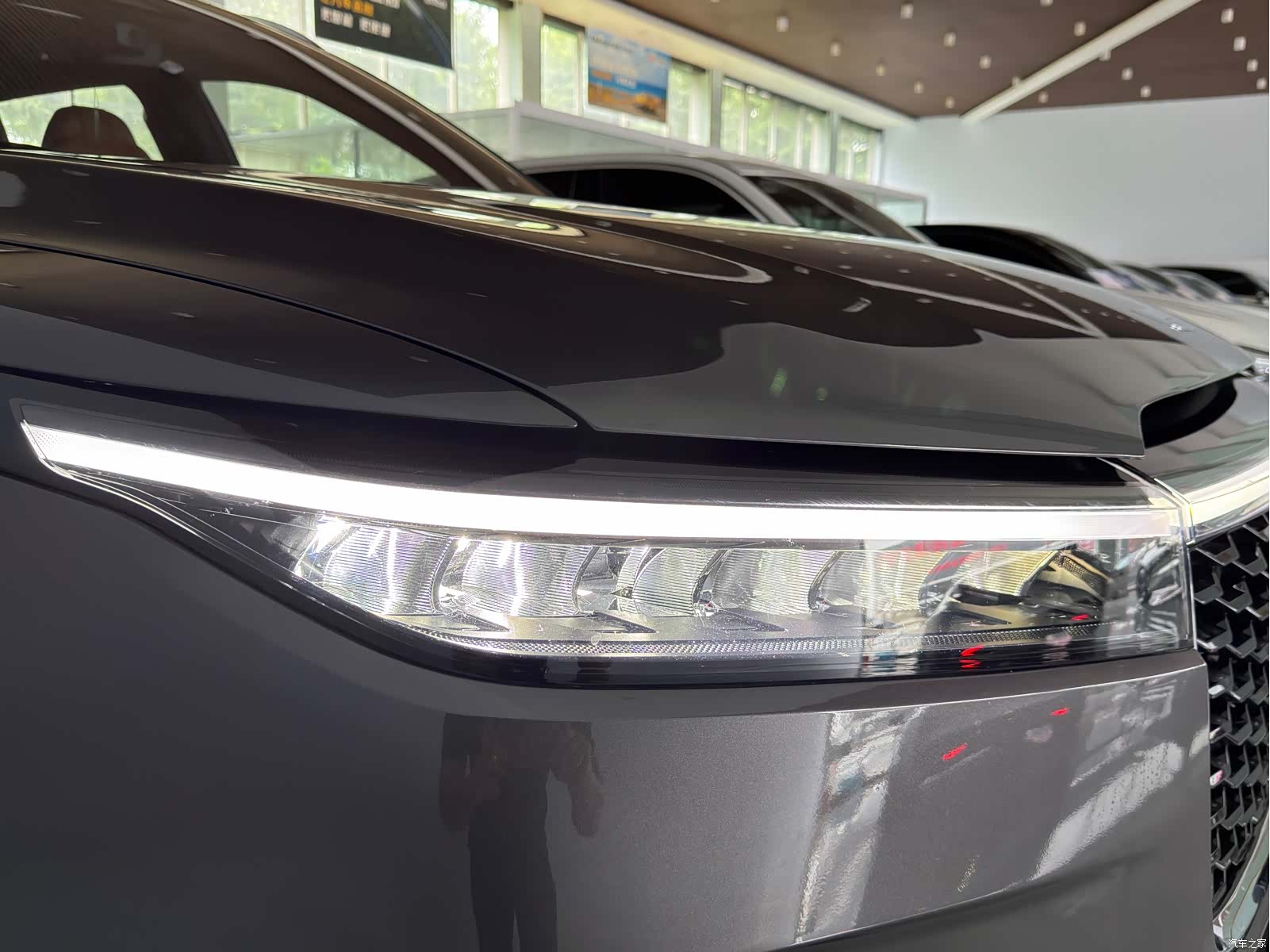 Li Auto ONE, 2023 4