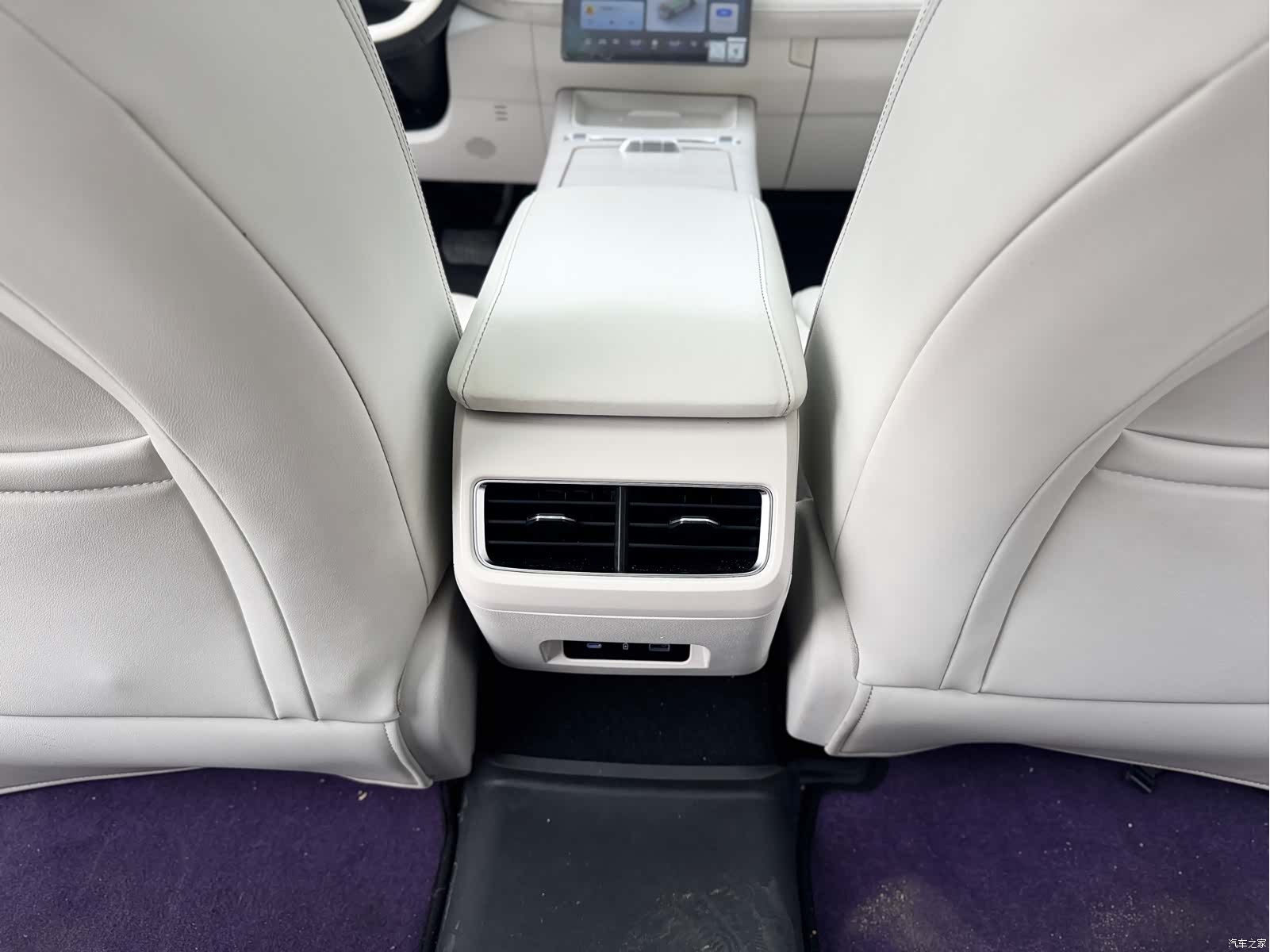 Geely Preface, 2023 14