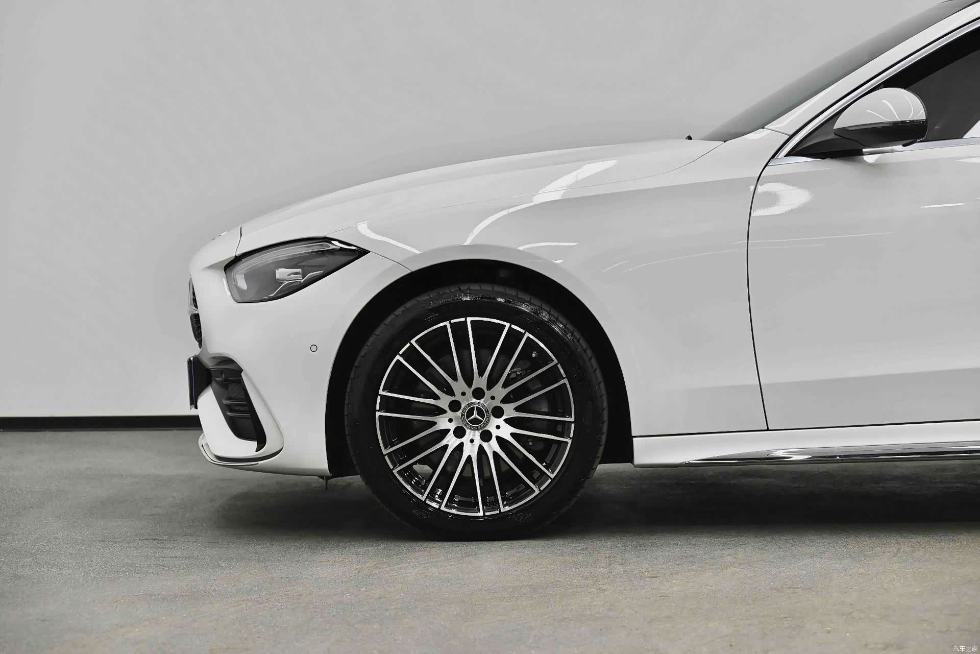 Mercedes-Benz C-Class, 2024 25