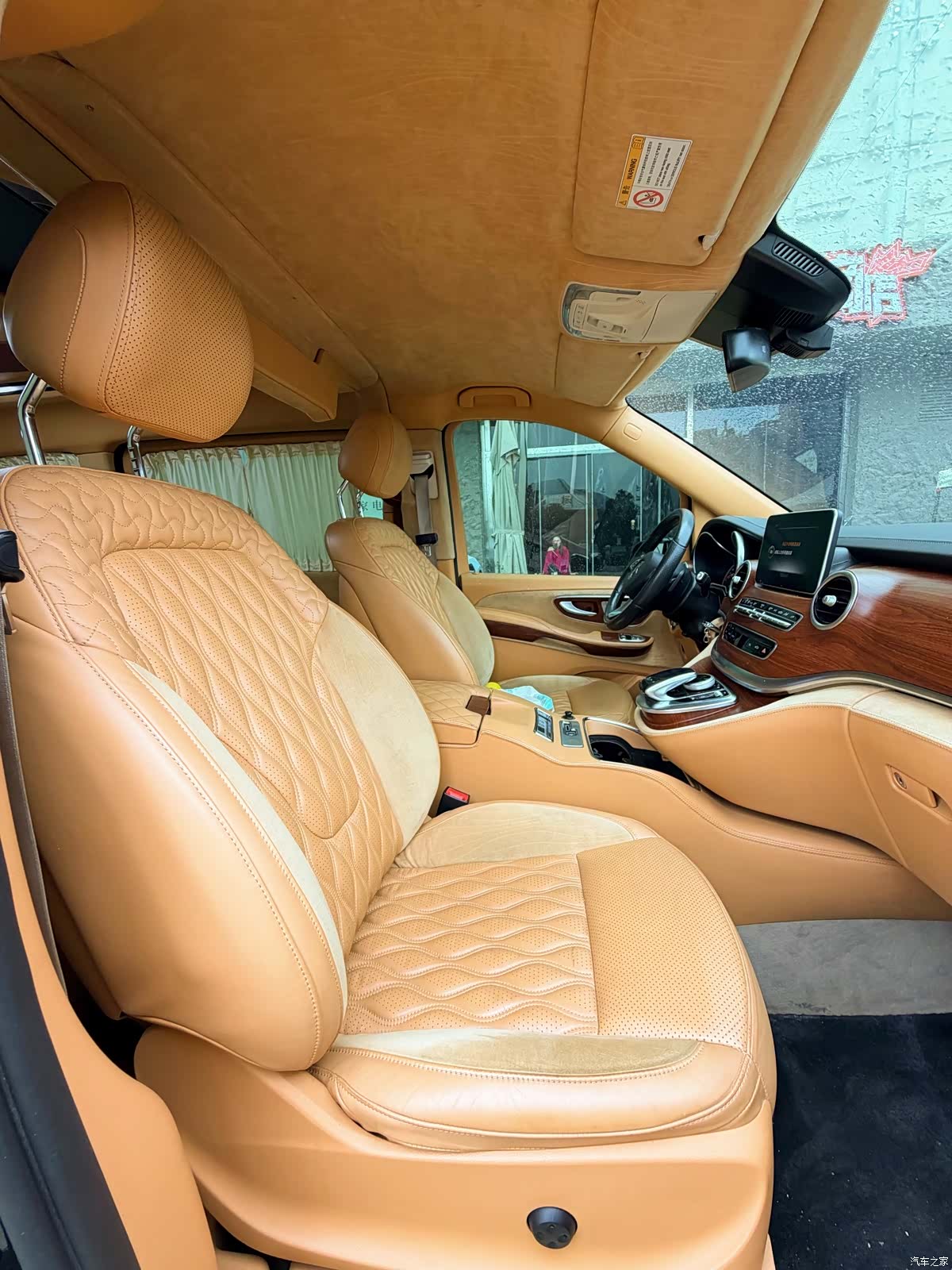 Mercedes-Benz V-Class, 2019 11