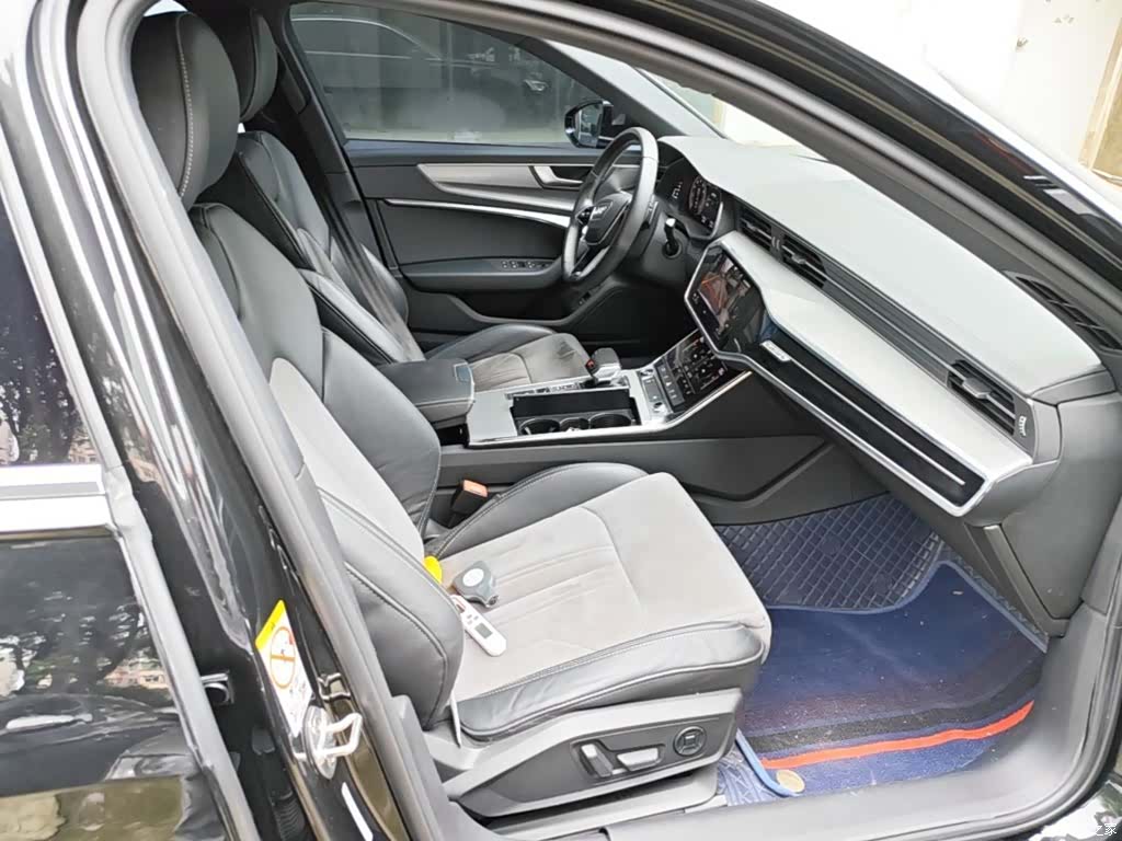 Audi A6L, 2022 25