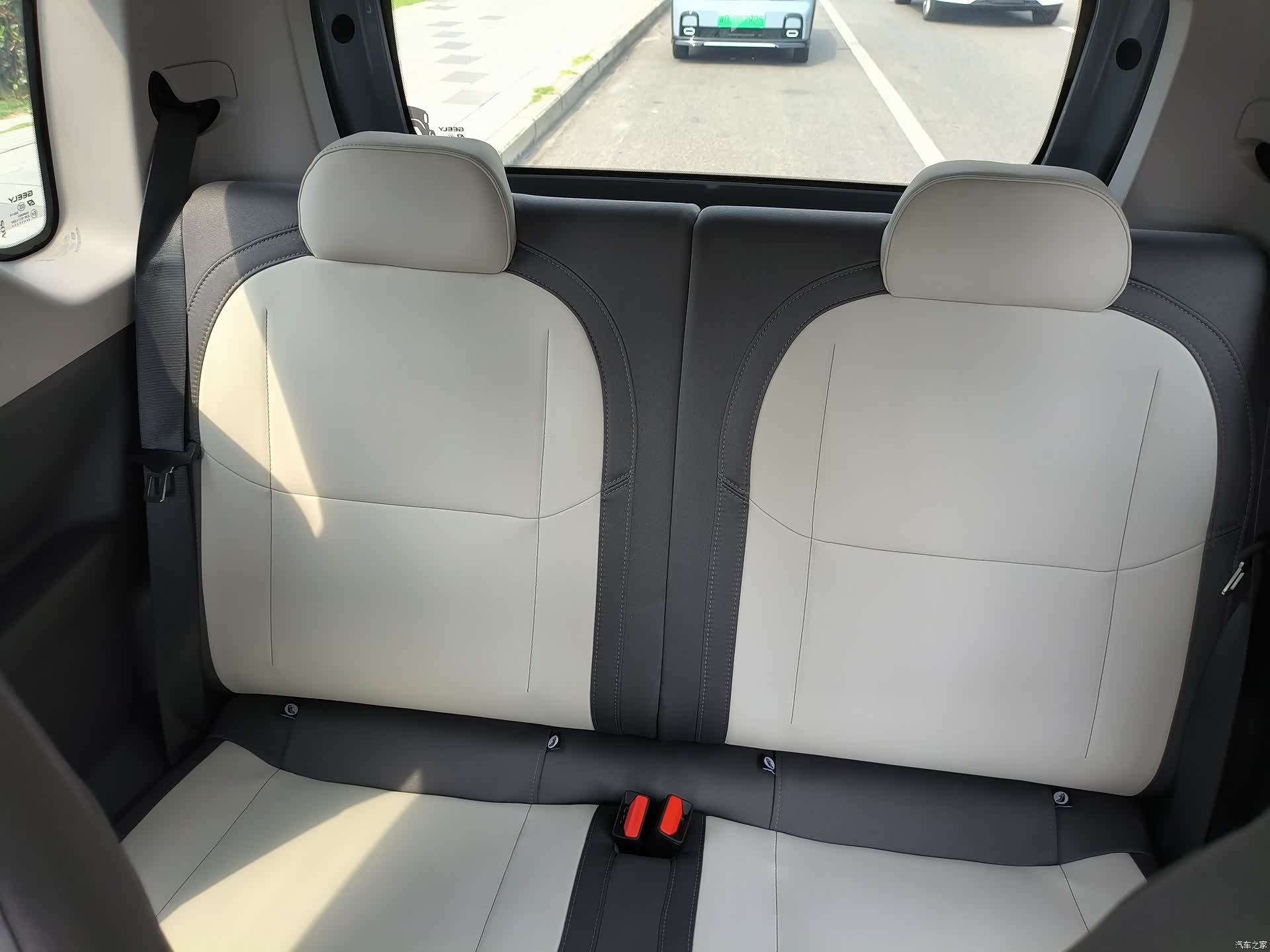 Geely Panda, 2025 13