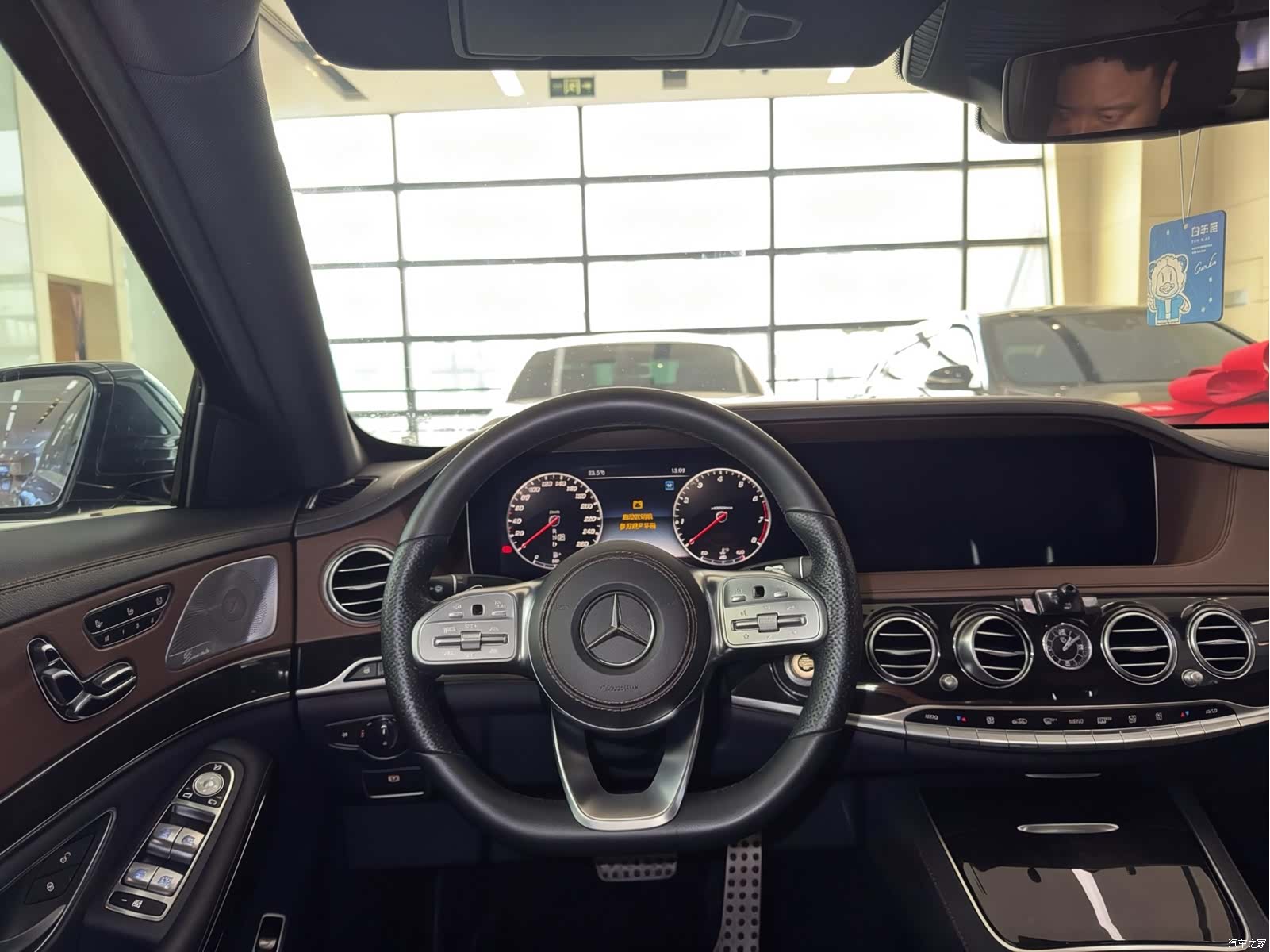 Mercedes-Benz S-Class, 2018 15