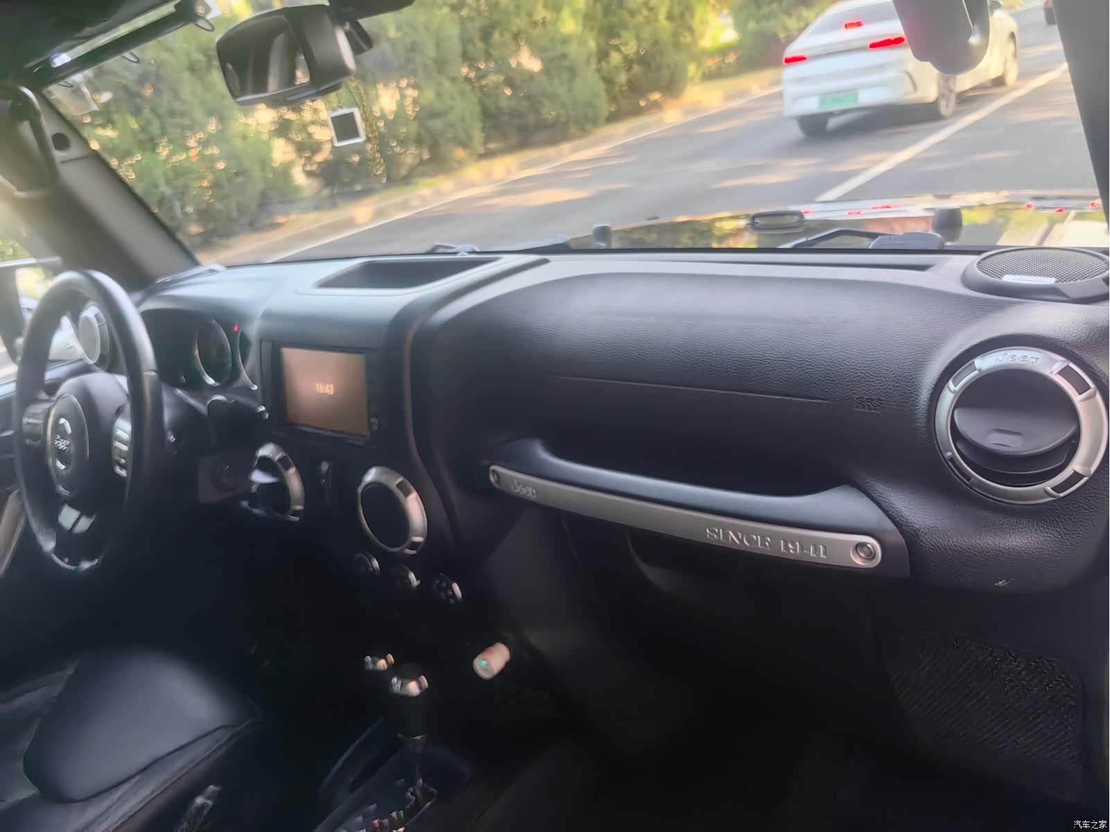 Jeep Wrangler, 2017 16