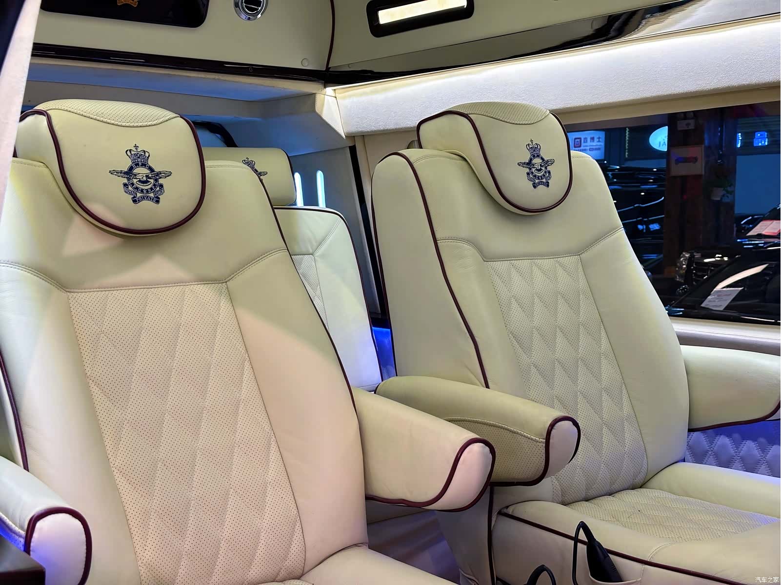 Ford E350, 2014 13