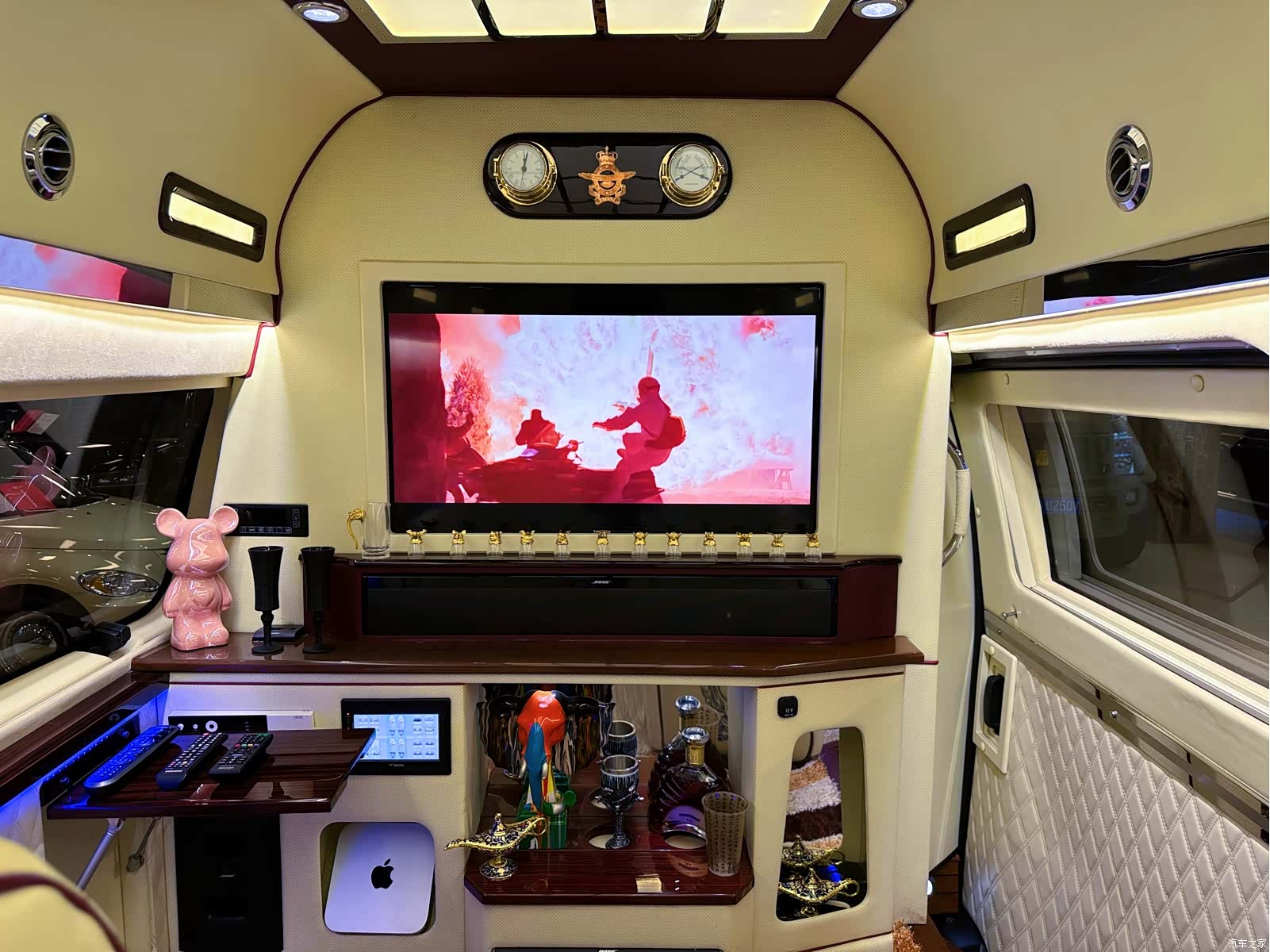 Ford E350, 2014 25