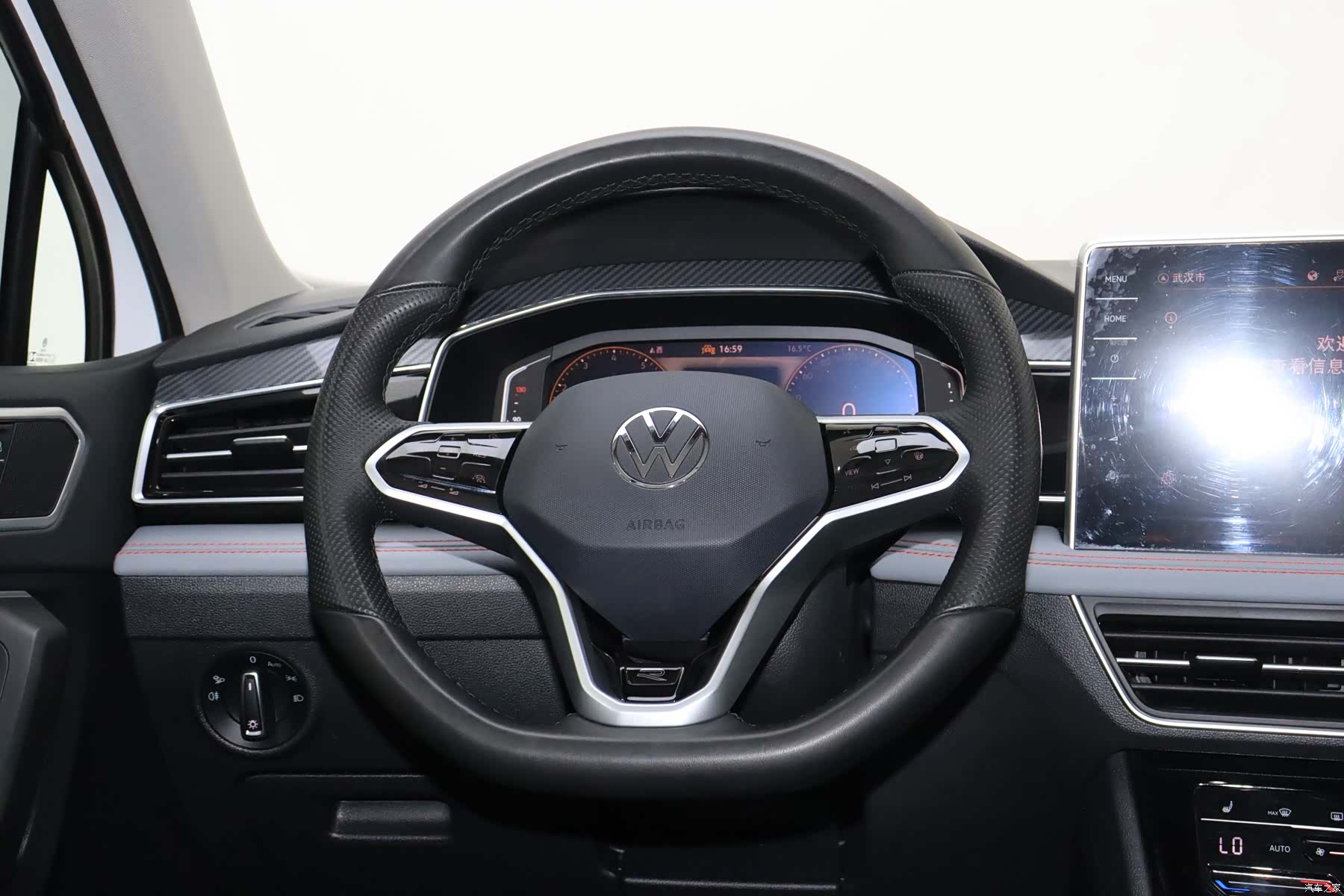 Volkswagen Tiguan, 2024 19
