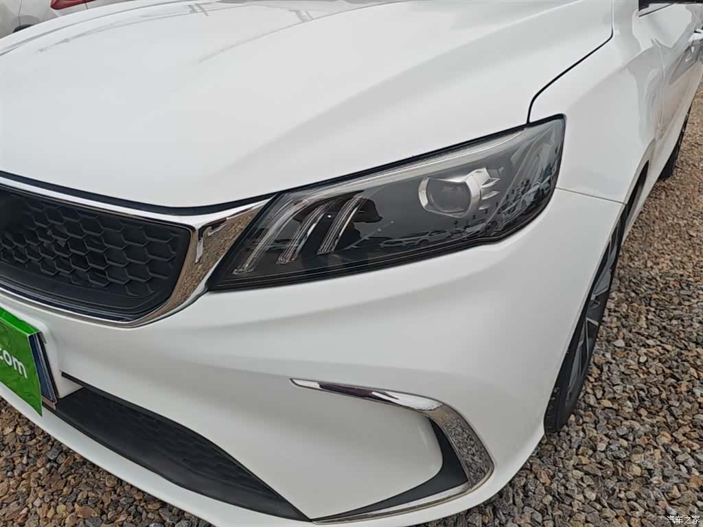 Geely Binray, 2021 24