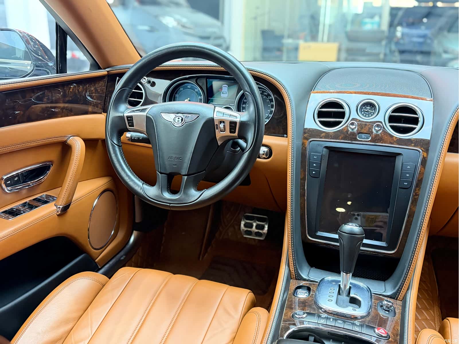 Bentley Flying Spur, 2016 13