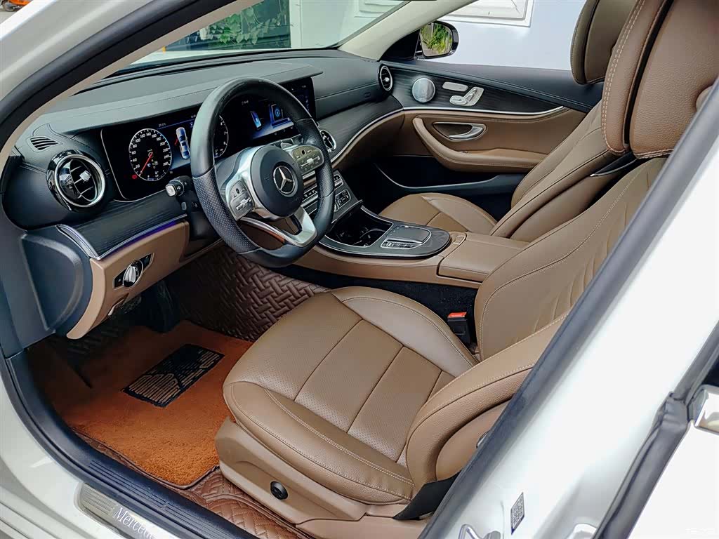 Mercedes-Benz E-Class, 2019 7