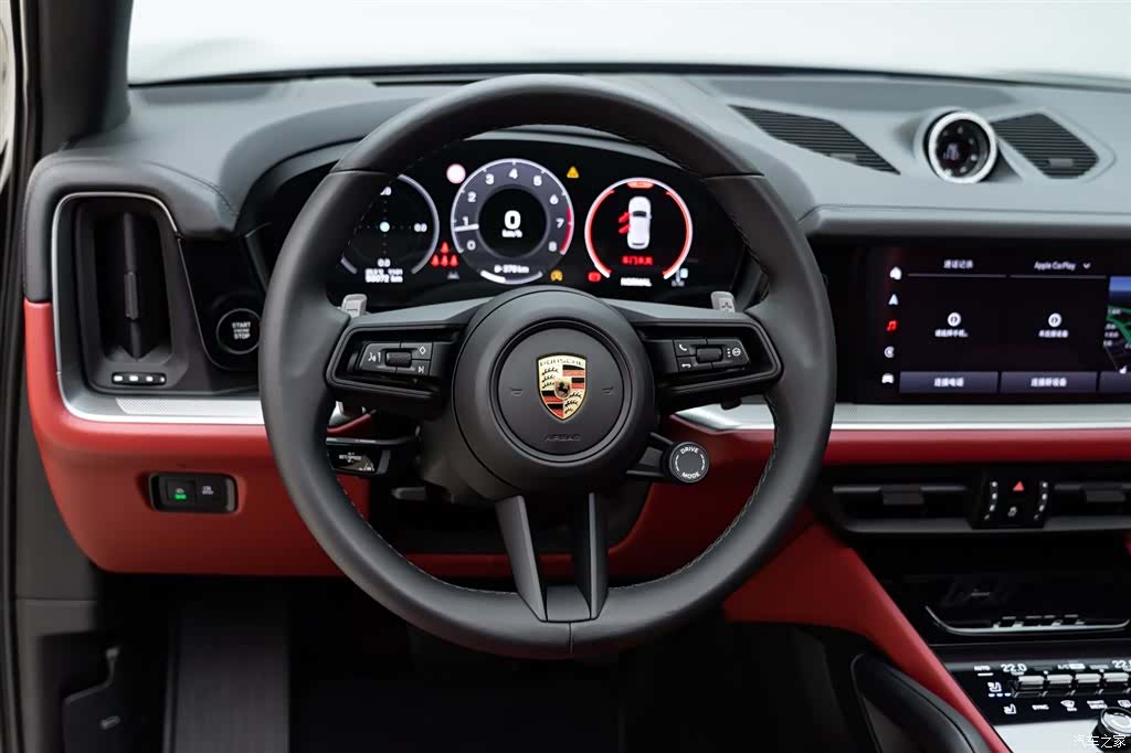 Porsche Cayenne, 2024 13