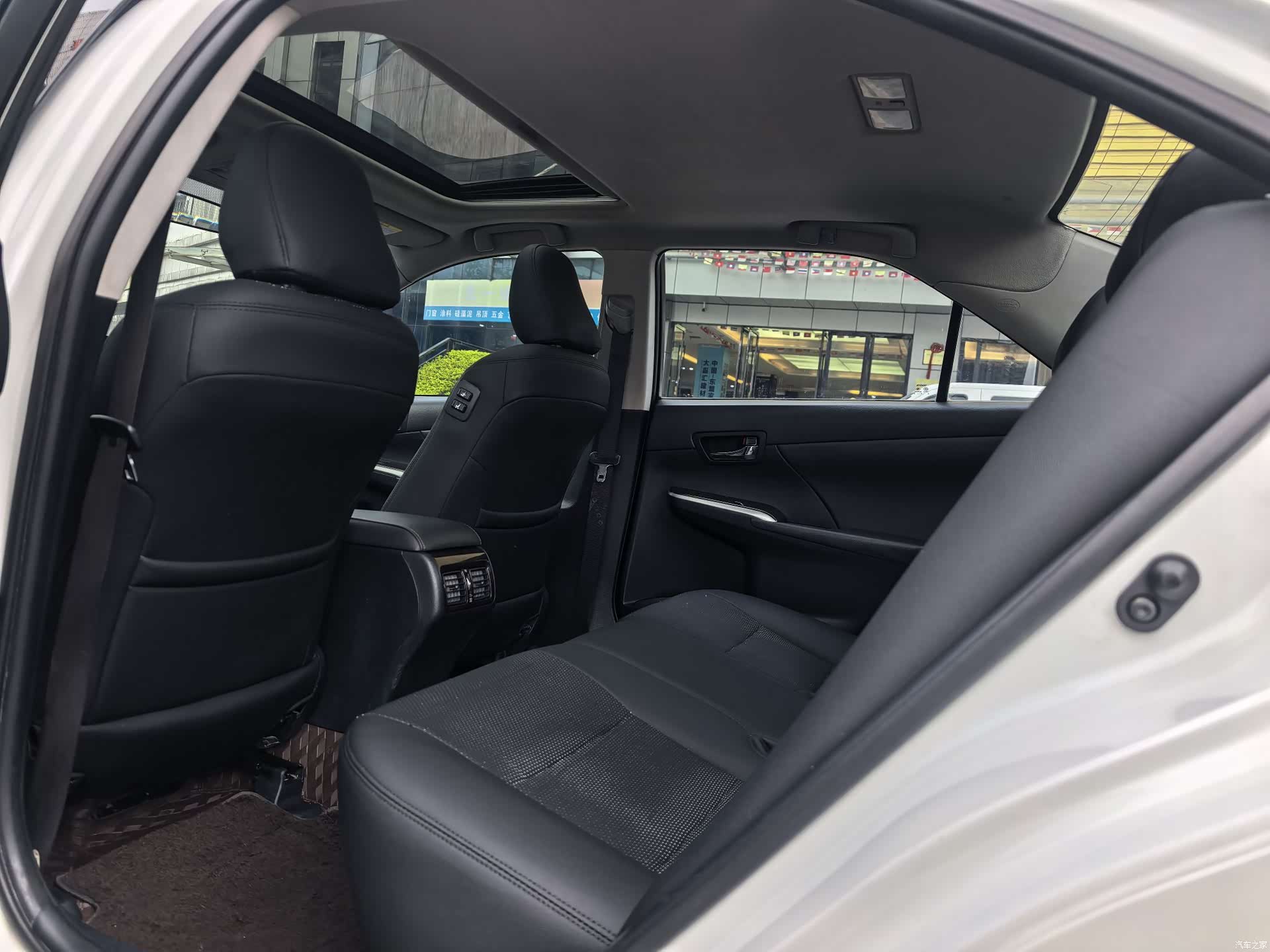 Toyota Camry, 2016 9