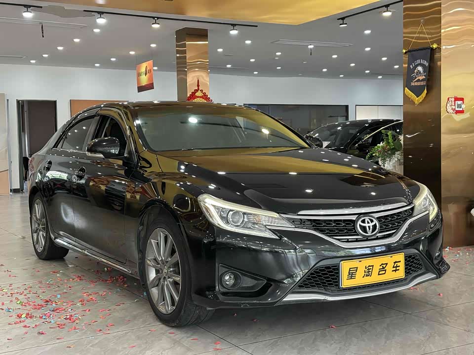 Toyota Reiz
