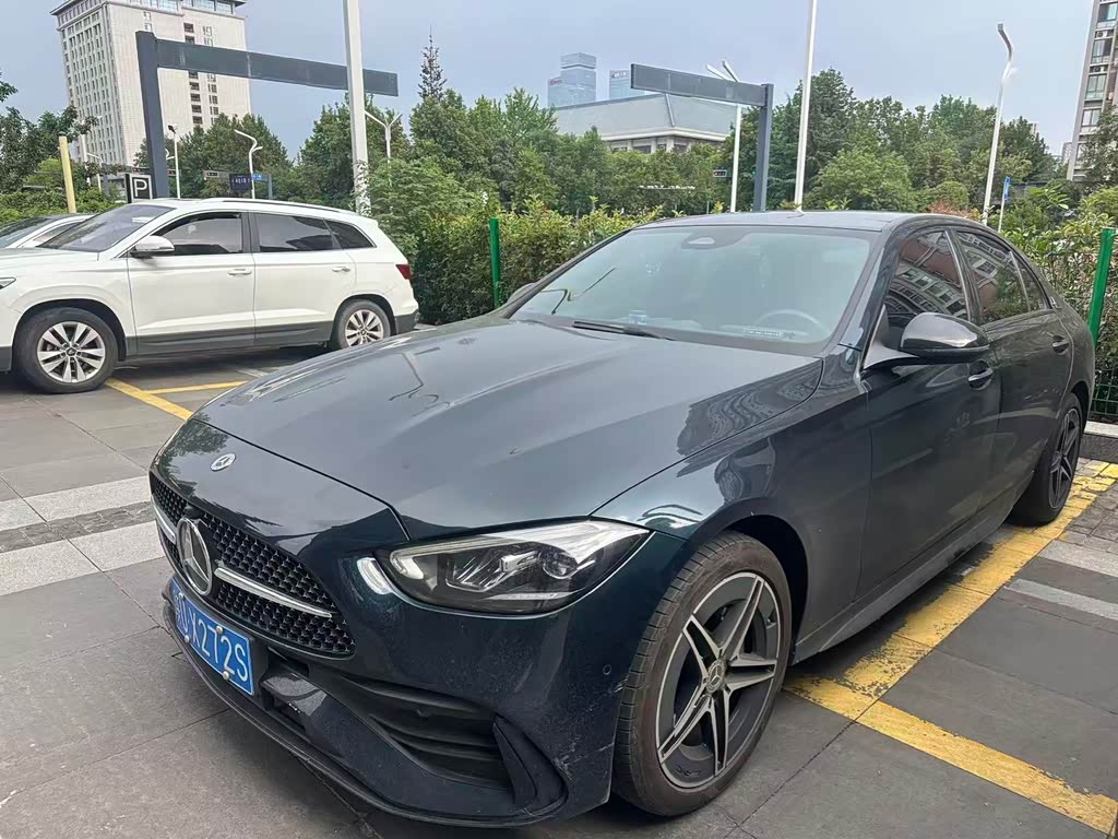 Mercedes-Benz C-Class