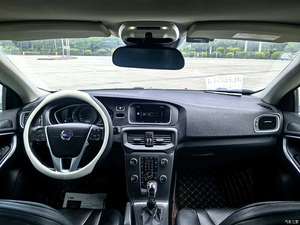 Volvo V40, 2016 9