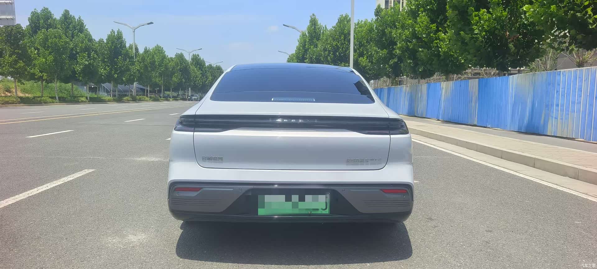 Geely 8, 2025 8