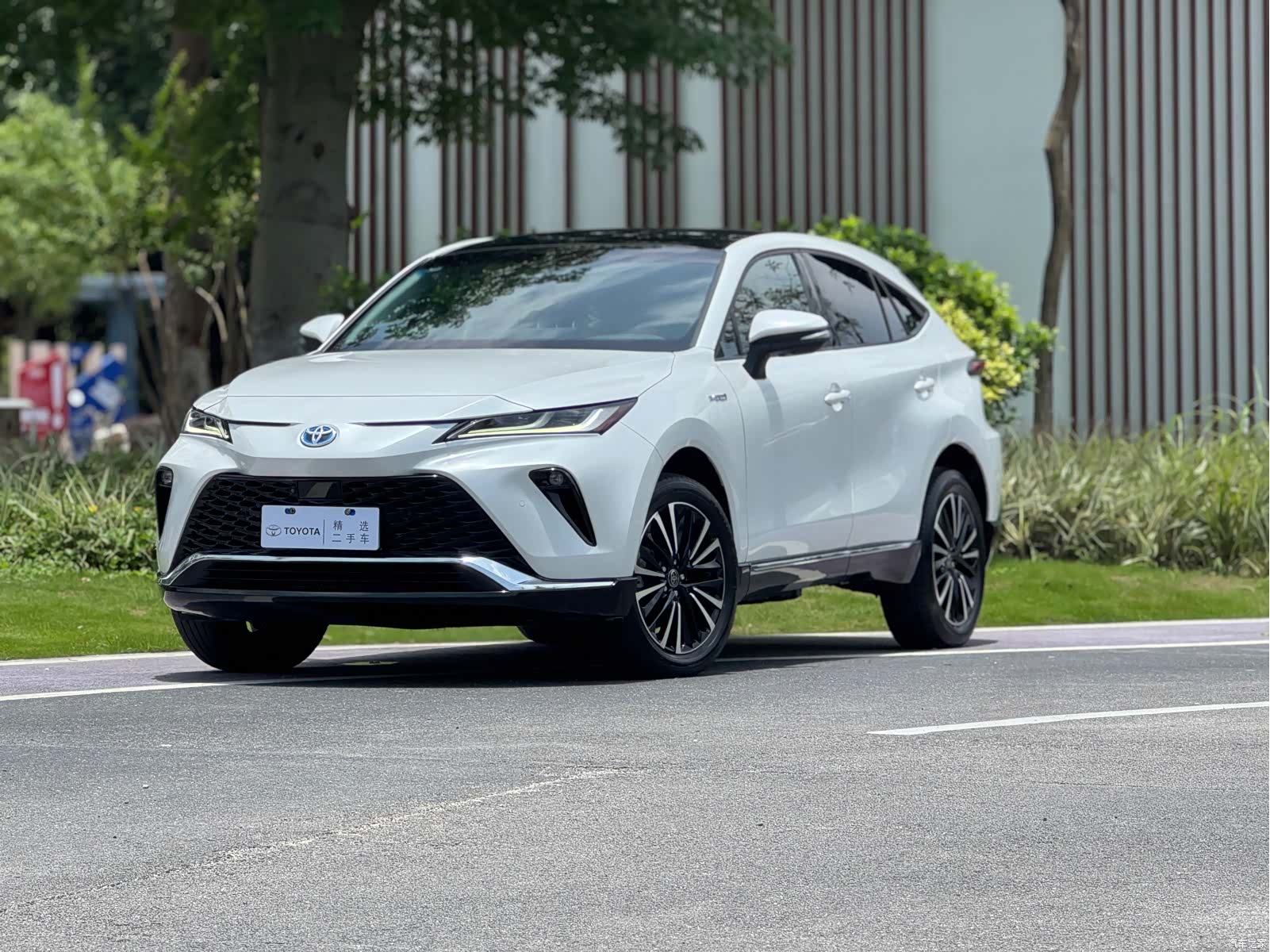 Toyota Venza, 2022 1
