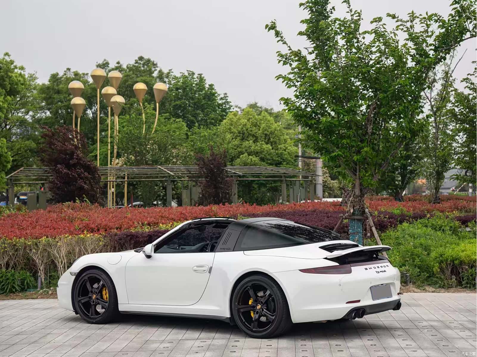 Porsche 911, 2016 17