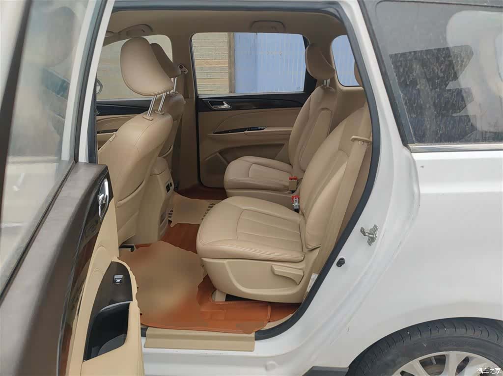 Wuling 730, 2018 17
