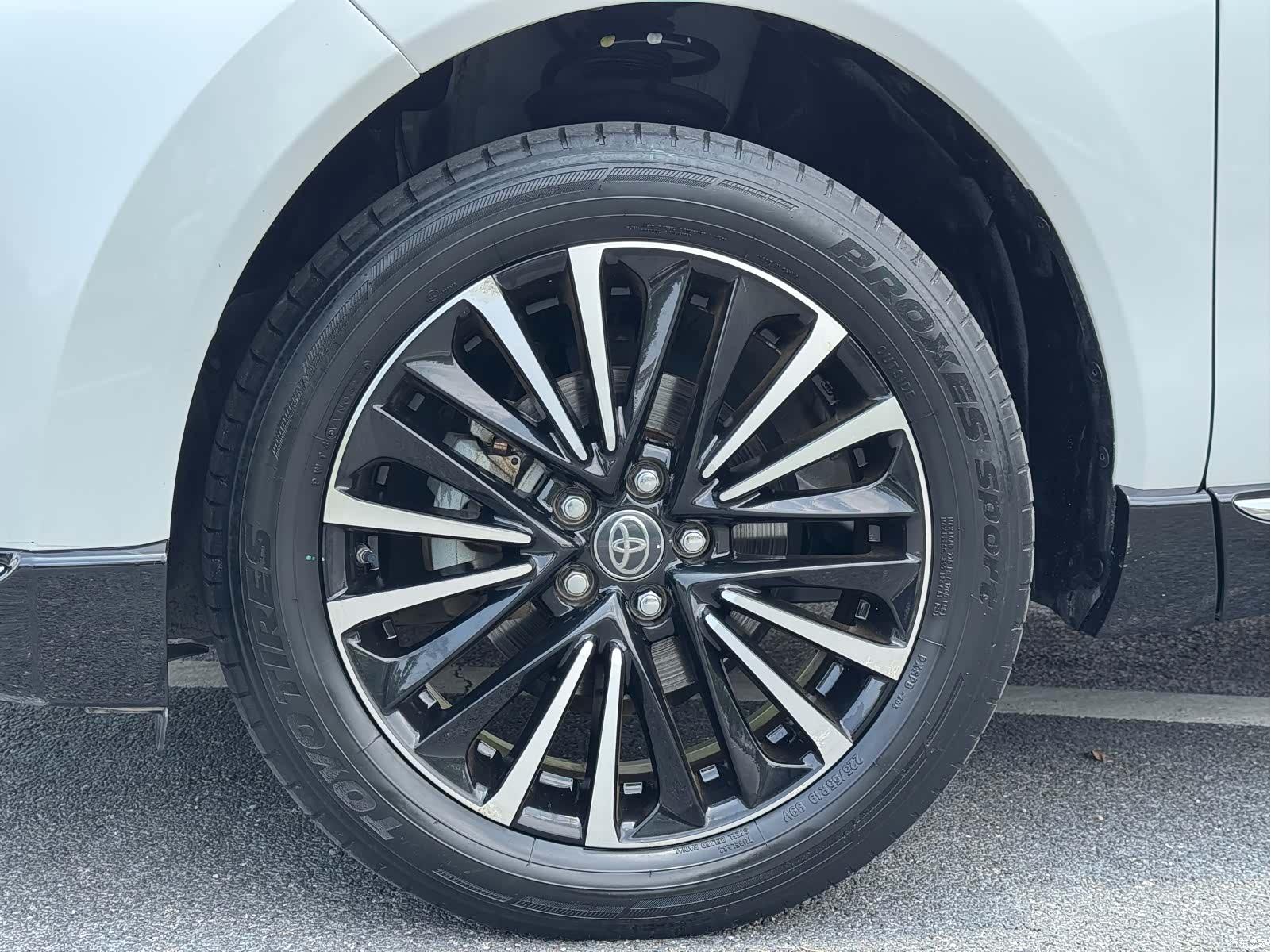 Toyota Venza, 2022 20