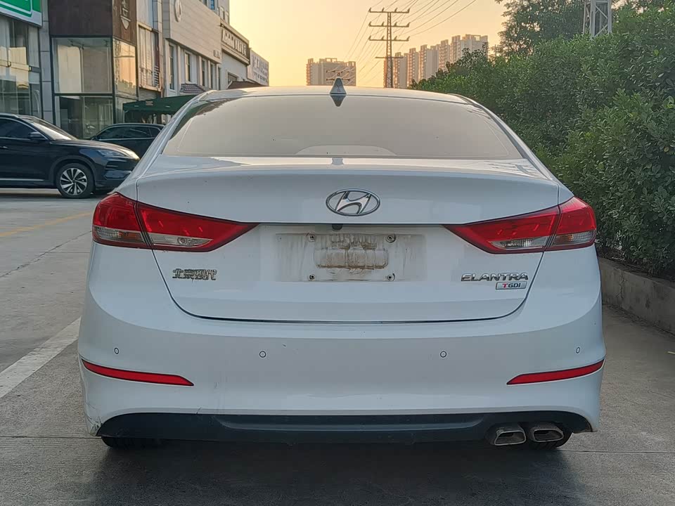 Hyundai Lead
