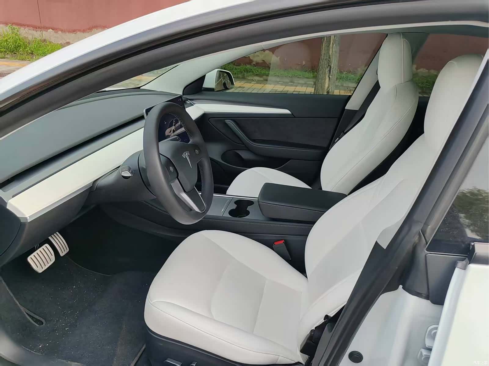 Tesla Model 3, 2022 6