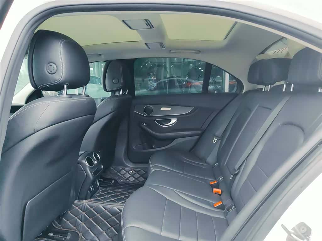Mercedes-Benz C-Class, 2020 14