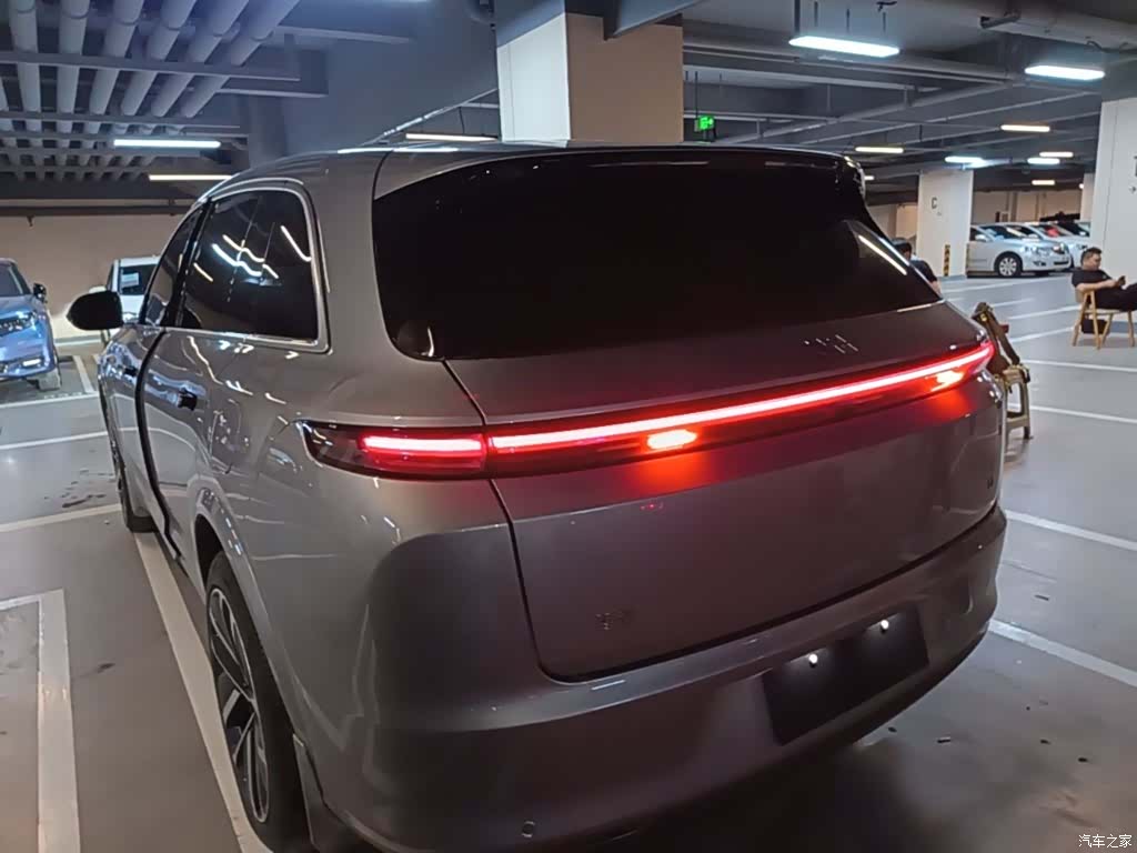 Li Auto L7, 2023 все фото