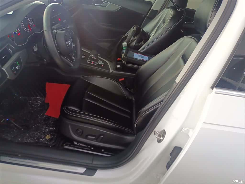 Audi A4L, 2019 15