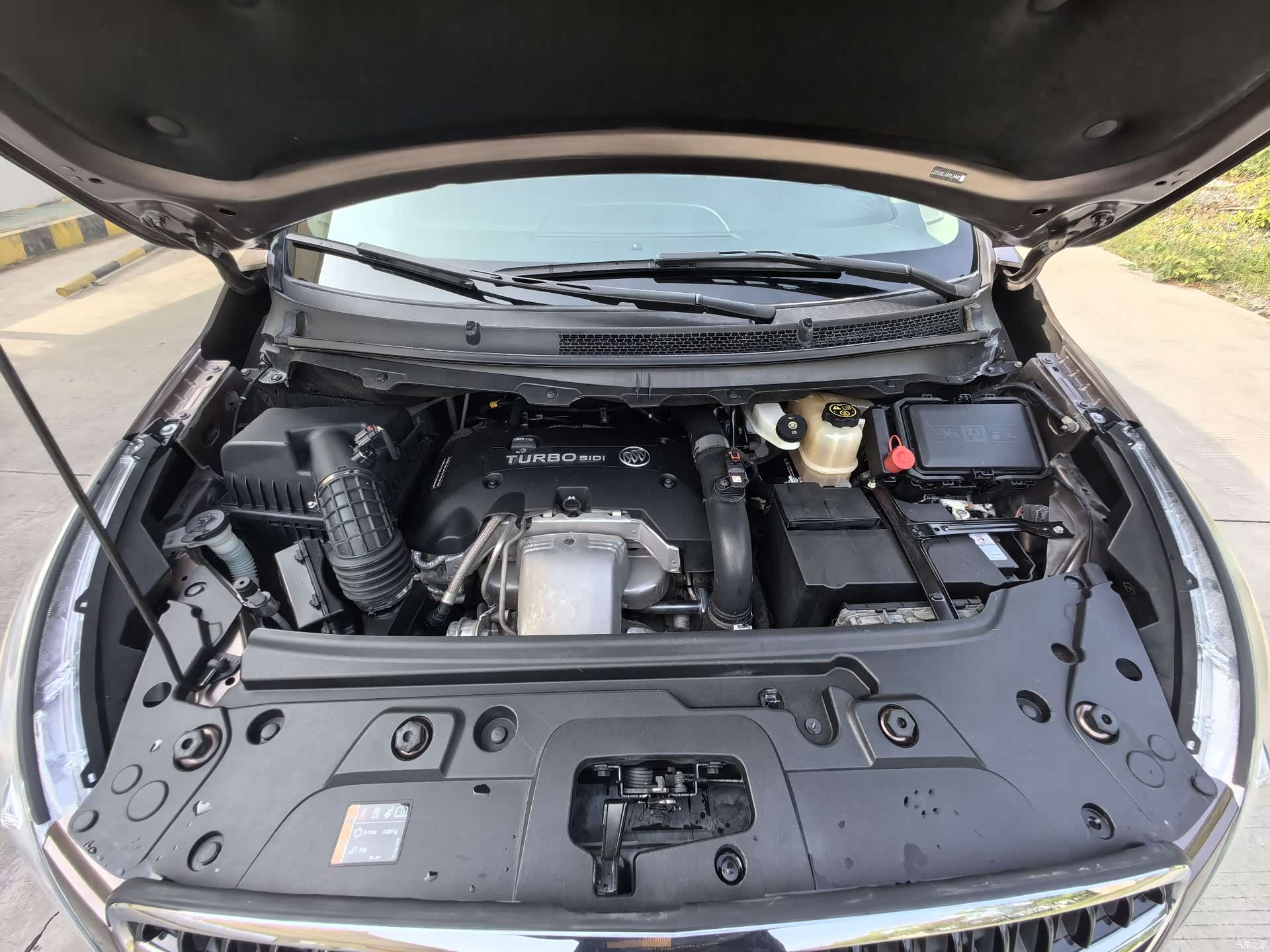 Buick GL8, 2019 32