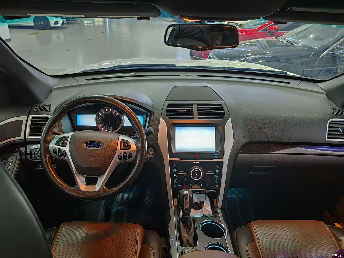 Ford Explorer, 2014 все фото