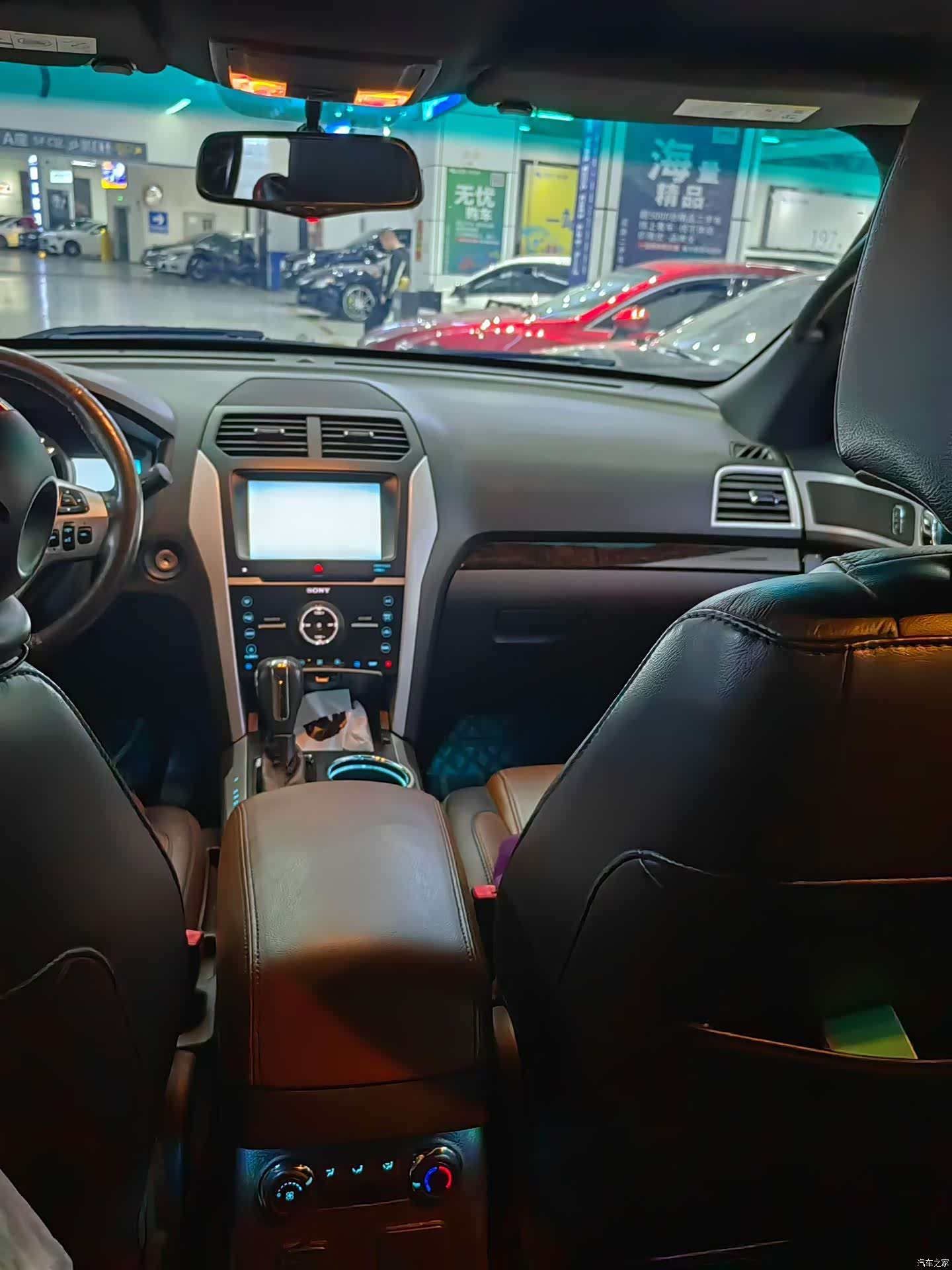 Ford Explorer, 2014 7