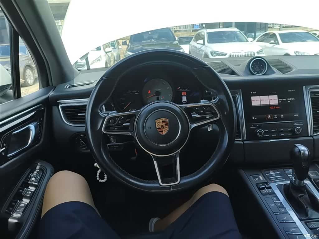 Porsche Macan, 2018 11