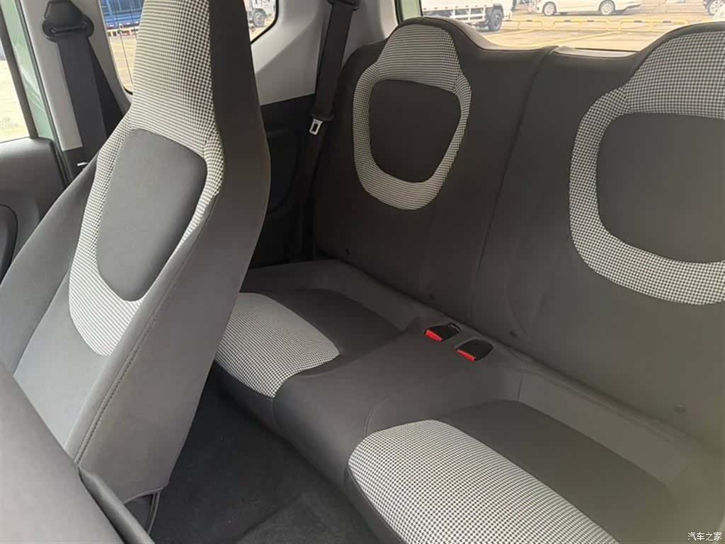Wuling MINIEV, 2024 все фото