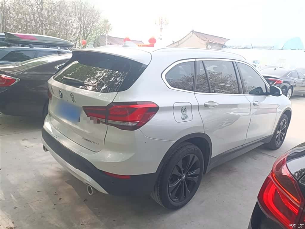 BMW X1, 2020 все фото