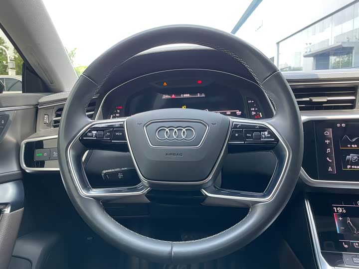 Audi A7L 2024 45TFSI S-line zhu meng xing liu jing tao zhuang