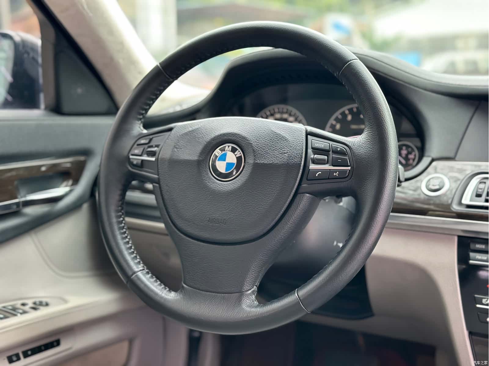 BMW 7 Series, 2010 11