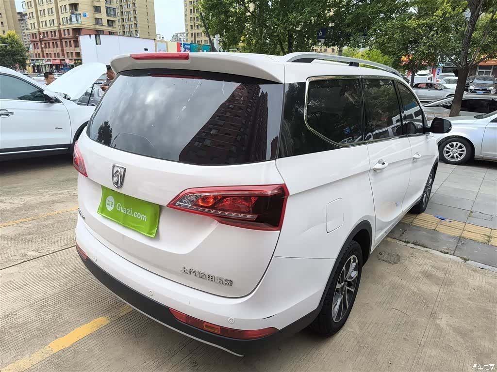 Wuling 730, 2019 7